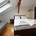 Szálloda Atik 2*